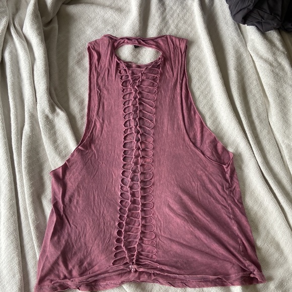 Yoga tank - Picture 2 of 3